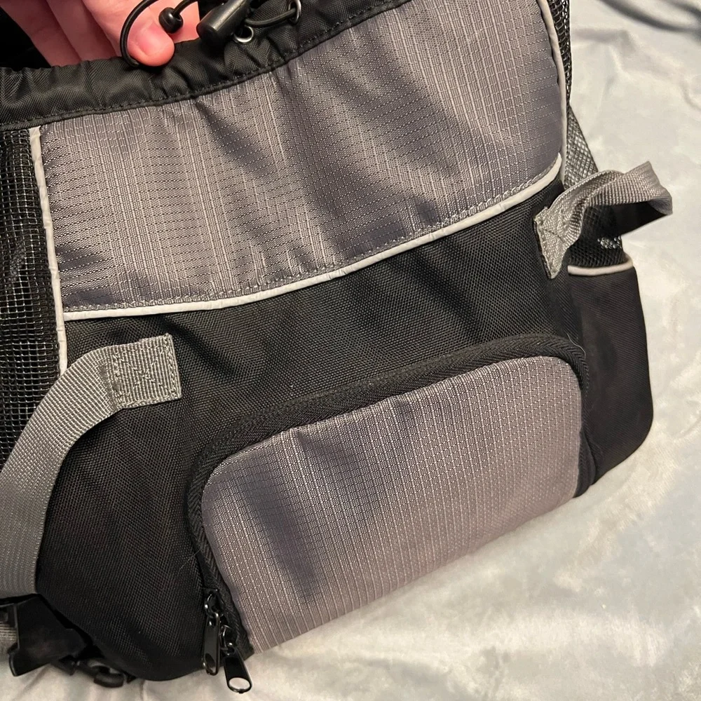 Pet carrying bag for pets under 15 lbs dog or cat black and grey backpack style